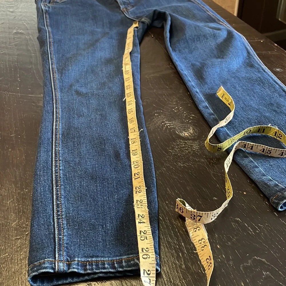 Free People High Waisted Buttonfly Skinny Jeans Size 30.